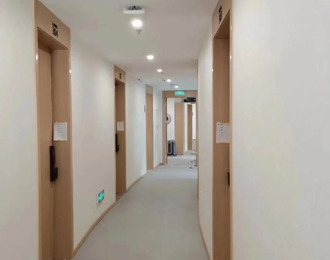 高考查分那晚,你在想……(圖4) 高考查分那晚,你在想……(圖4)