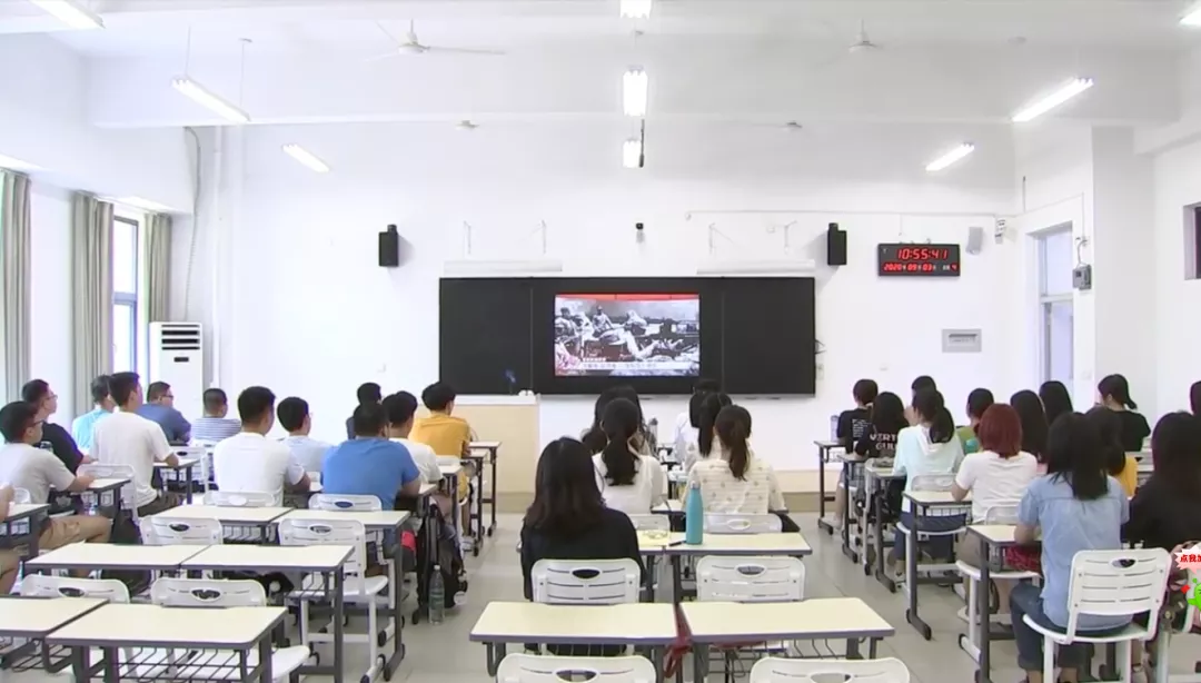 福建教育裝備協會會長及新疆教育局代表莅臨祥聚座椅展位「2021廈門·第79屆中國教育裝備展示會」圓滿落幕!(圖6) 福建教育裝備協會會長及新疆教育局代表莅臨祥聚座椅展位「2021廈門·第79屆中國教育裝備展示會」圓滿落幕!(圖6)