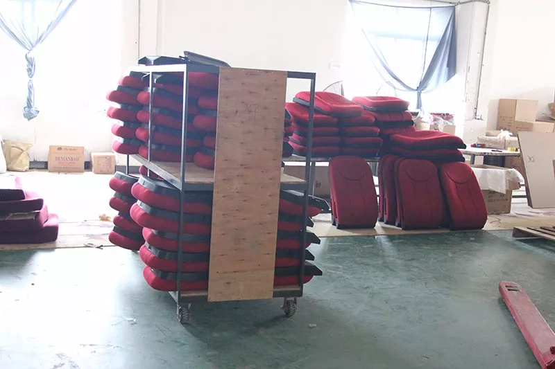 7月暑假季,祥聚座椅專注青少年的健康與成長,繁忙趕工!(圖17) 7月暑假季,祥聚座椅專注青少年的健康與成長,繁忙趕工!(圖17)