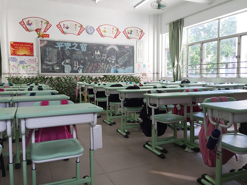 祥聚座椅,你瞭解學校家具中的“星巴克效應”嗎?