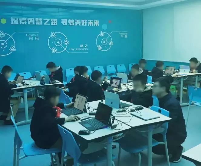 祥聚座椅,學校家具應怎樣更好地服務智慧教育